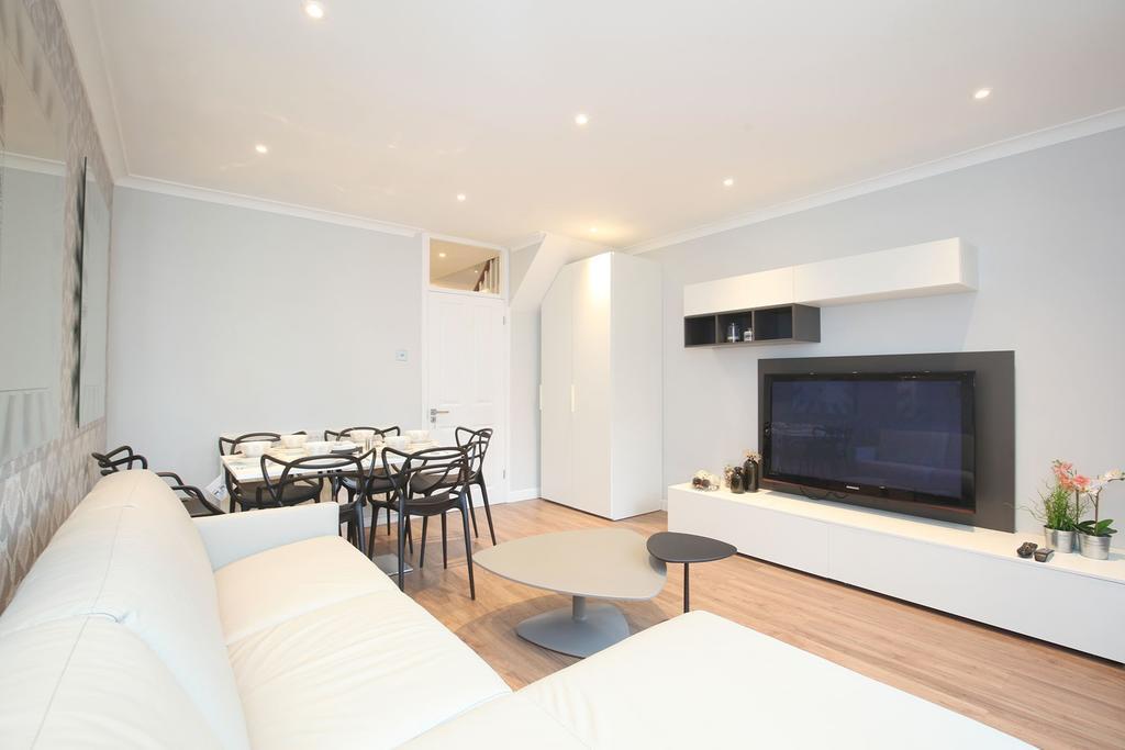 Sach'S 2 Bedrooms Apartment - No Lift Лондон Экстерьер фото